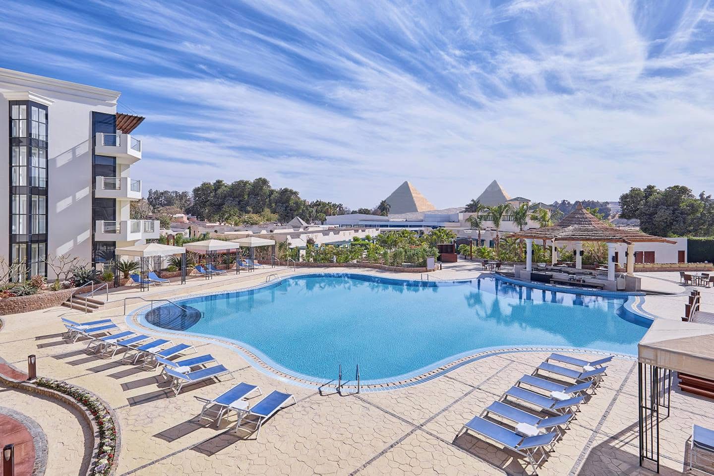 POOL BAR